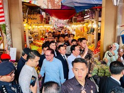 Senangnya Pedagang Asal Indonesia Bisa Bertemu Langsung Jokowi di Malaysia