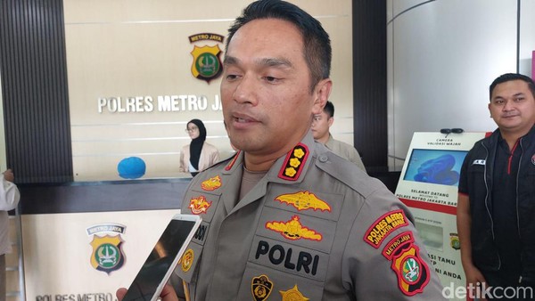 Kapolres Metro Jakarta Barat Kombes M Syahduddi