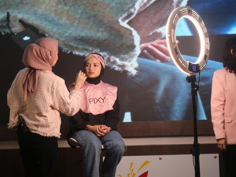 Keseruan PIXY Goes To Campus di Universitas Sebelas Maret