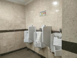 Renovasi Toilet Gedung DPD Lanjut, Nilai Proyek Jadi Rp 3,7 Miliar