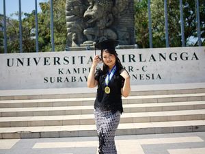 Sosok Maria Apriliani Gani, Raih Gelar Doktor Ilmu Farmasi Termuda di Usia 24 Sosok Maria Apriliani Gani, Raih Gelar Doktor Ilmu Farmasi Termuda di Usia 24
