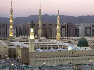 Tentang Bayan Tarhil, Penetapan Salat Arbain Jemaah Haji di Masjid Nabawi