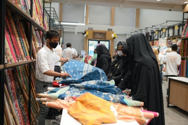 Memilih bahan hijab yang nyaman