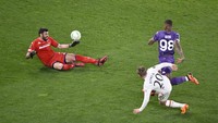 Fiorentina hadapi West Ham United di final UEFA Conference League pada 8 Juni 2023. Fiorentina takluk 1-2 (Reuters)