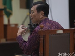 Saat Luhut Tak Terima Dituduh Lord hingga Penjahat