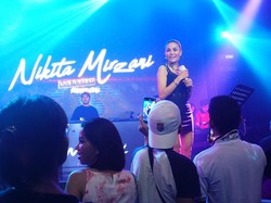 Nikita Mirzani Tak Pernah Lelah Bekerja