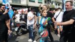 Foto: Model Pakai Body Painting di Pesta Juara Napoli