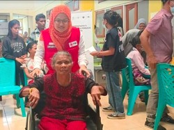 PMI Gelar Operasi Katarak di Alor, Pasien Melebihi Target