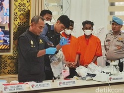 5,4 Kg Sabu asal Pekanbaru Dimusnahkan di Palembang, 2 Tersangka