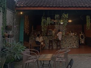 Rekomendasi Kafe buat Mahasiswa di Jogja, Mulai yang Asri hingga Dekat Kampus!