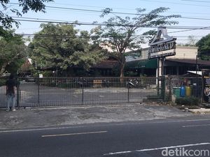 Resto Milik Rafael Alun di Jogja Sepekan Tutup Usai Didatangi KPK Resto Milik Rafael Alun di Jogja Sepekan Tutup Usai Didatangi KPK