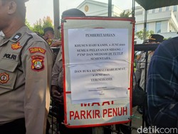 Luhut Akan Bersaksi di Sidang Haris-Fatia, Semua Layanan PN Jaktim Ditutup