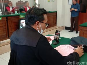 Mabuk, Pria di Surabaya Tega Tusuk Adik Kandung