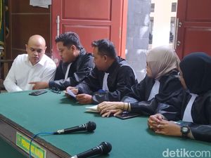 Tak Banding, Dhio Pembunuh Sekeluarga Magelang Terima Vonis Bui Seumur Hidup Tak Banding, Dhio Pembunuh Sekeluarga Magelang Terima Vonis Bui Seumur Hidup