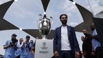 Trofi Si Kuping Besar Dipamerkan di Istanbul