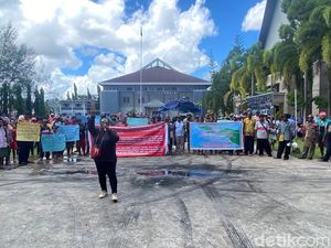 Warga di Sorong Protes Kepemimpinan Pj Gubernur PBD, Minta Pusat Evaluasi
