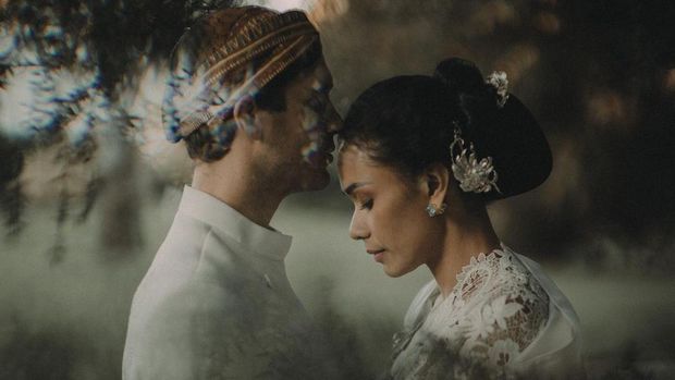 Adinia Wirasti dan Michael Wahr