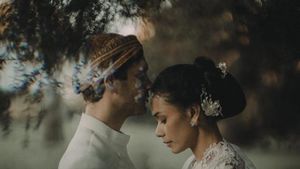 Kebersamaan Adinia Wirasti dan Suami yang Menikah Hari Ini