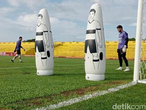 Tamparan Keras ke PSM, Pelatih Bali United Keluhkan Rumput Stadion BJ Habibie Tamparan Keras ke PSM, Pelatih Bali United Keluhkan Rumput Stadion BJ Habibie