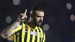 Benzema Disambut Meriah Saat Diperkenalkan Al Ittihad
