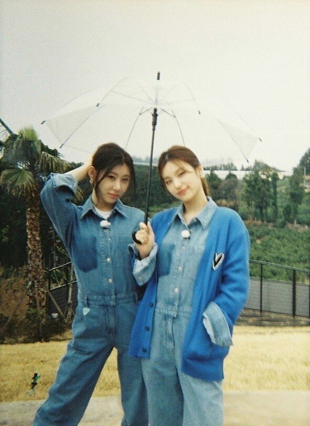 Chaeryeong dan Yeji ITZY Chaeryeong dan Yeji ITZY