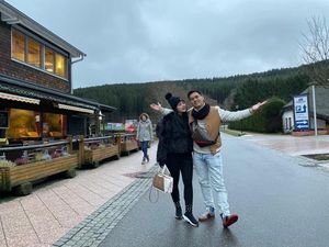 Jejak Selebgram Riris Riska di Kasus Suap Hakim Agung: Beli Mobil McLaren Jejak Selebgram Riris Riska di Kasus Suap Hakim Agung: Beli Mobil McLaren