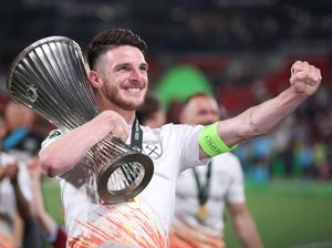 Cenat-cenut Fans Arsenal Perburuan Declan Rice Terancam Disalip Man City