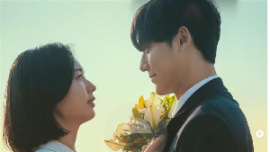 8 Foto Lee Do Hyun - Ahn Eun Jin, Ciuman di The Good Bad Mother Bikin Baper