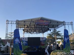 Festival Musik Surabaya Hebat dan Ludruk Akan Hibur Warga Surabaya Besok Festival Musik Surabaya Hebat dan Ludruk Akan Hibur Warga Surabaya Besok