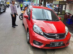 Polisi Amankan Honda Brio Terparkir 3 Hari di Suhat Kota Malang