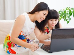 Pentingnya Membangun Pondasi Literasi Digital pada Anak