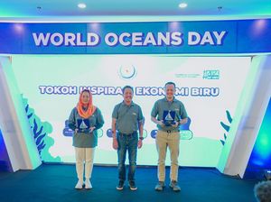 Dinilai Menginspirasi, KKP Beri Penghargaan ke Gus Dur dan 2 Tokoh Lain