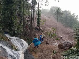 Jabar Hari Ini: Pasutri Tewas Tertimbun Longsor di Tasikmalaya Jabar Hari Ini: Pasutri Tewas Tertimbun Longsor di Tasikmalaya