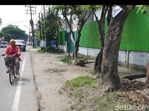 Dompet-HP Wanita yang Ditemukan Tewas Dalam Mobil di Medan Hilang Dompet-HP Wanita yang Ditemukan Tewas Dalam Mobil di Medan Hilang
