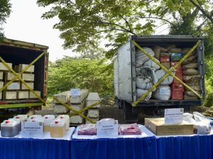 Kemendag Musnahkan 140 Ton Barang Ilegal Senilai Rp 13,3 M Kemendag Musnahkan 140 Ton Barang Ilegal Senilai Rp 13,3 M