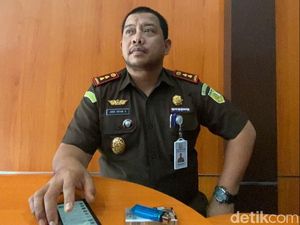 Ulah Nakal Kajari Baru di Madiun Main Pungli dan Narkoba Berujung Dicopot Ulah Nakal Kajari Baru di Madiun Main Pungli dan Narkoba Berujung Dicopot