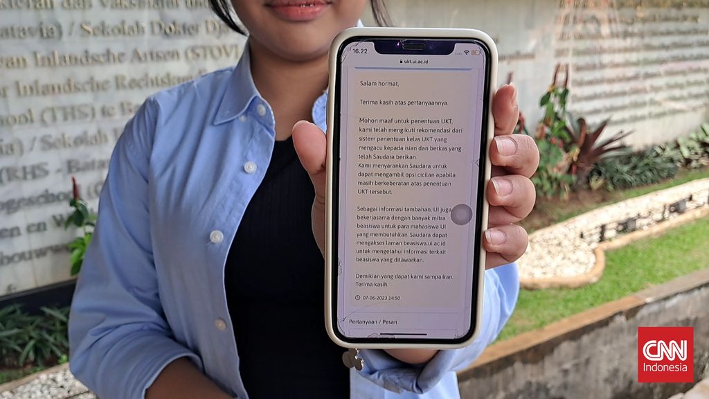 Rahmi Laodengkowe (18) mahasiswa baru UI dari Fakultas Hukum (FH) 2023.