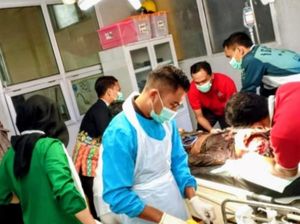 Seorang Petani Situbondo Dicangkul Kepalanya Hanya karena Luberan Air Sawah Seorang Petani Situbondo Dicangkul Kepalanya Hanya karena Luberan Air Sawah