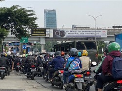 Warga Nilai Pintu Tol Tanjung Barat Jadi Penyebab Macet