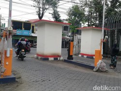Portal Otomatis Pasar Kebonagung Kota Pasuruan Mangkrak