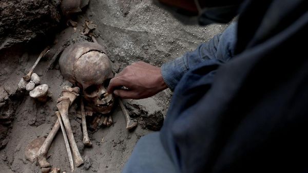 Potret Kuil-Makam-Simbol Salib Kuno Masa Pra-Inca yang Ditemukan di Peru