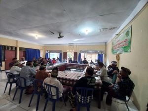 Warga Banyuning Geruduk Kantor Desa Protes Prajuru Sewakan Lahan Warga Banyuning Geruduk Kantor Desa Protes Prajuru Sewakan Lahan