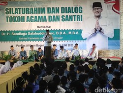 Kunjungi Pesantren di Semarang, Sandiaga Yakin Ospek di PPP Menuju Lulus