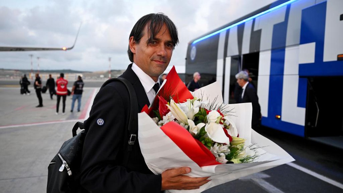 Simone Inzaghi sudah tiba di Istanbul, tempat final Liga Champions musim ini. Foto: UEFA via Getty Images/Oliver Hardt - UEFA