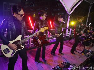 The Changcuters Kenalkan Robot Bernama Sugeng The Changcuters Kenalkan Robot Bernama Sugeng