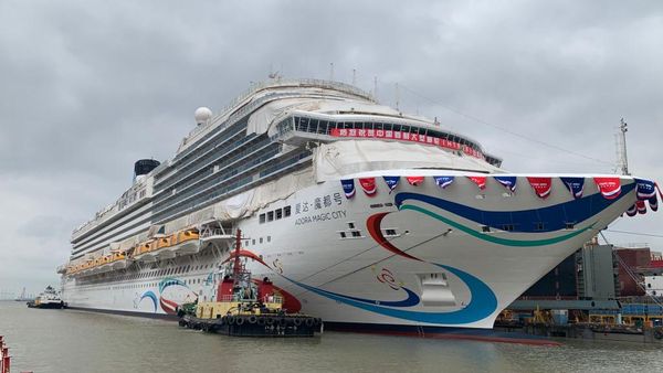 Wow! Penampakan Kapal Pesiar Raksasa Buatan China