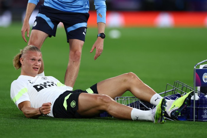 ISTANBUL, TURKEY - JUNE 9:   Erling Haaland of Manchester City looks on during the Manchester City training session at the Ataturk Olympic Stadium prior to the UEFA Champions League 2022/23 final on June 9, 2023 in Istanbul, Turkey. (Photo by Chris Brunskill/Fantasista/Getty Images)