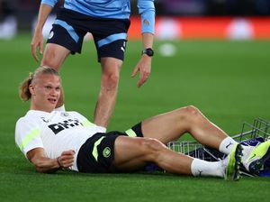 Tabrak Box Pendingin, Semoga Haaland Baik-baik Saja Tabrak Box Pendingin, Semoga Haaland Baik-baik Saja