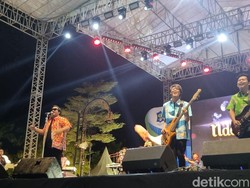 Pecah! Warga Ambyar Bareng di Penutupan Rangkaian HUT Surabaya ke-730