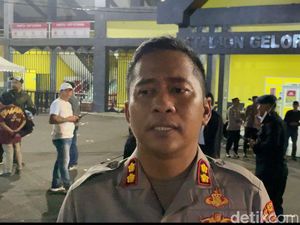 Oknum Penonton Diduga Melempar ke Lapangan Saat PSM Vs Bali United Ditangkap